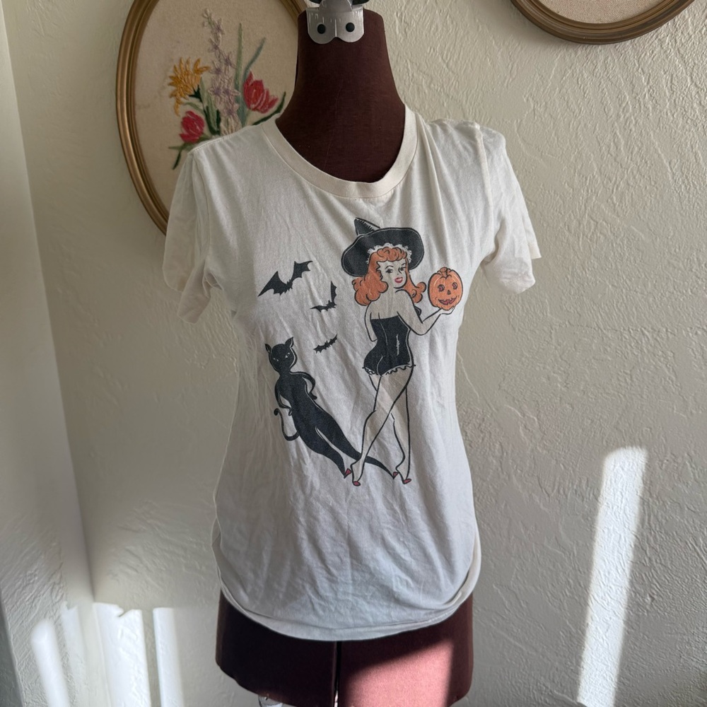 Mischief Made White Graphic Women's Top